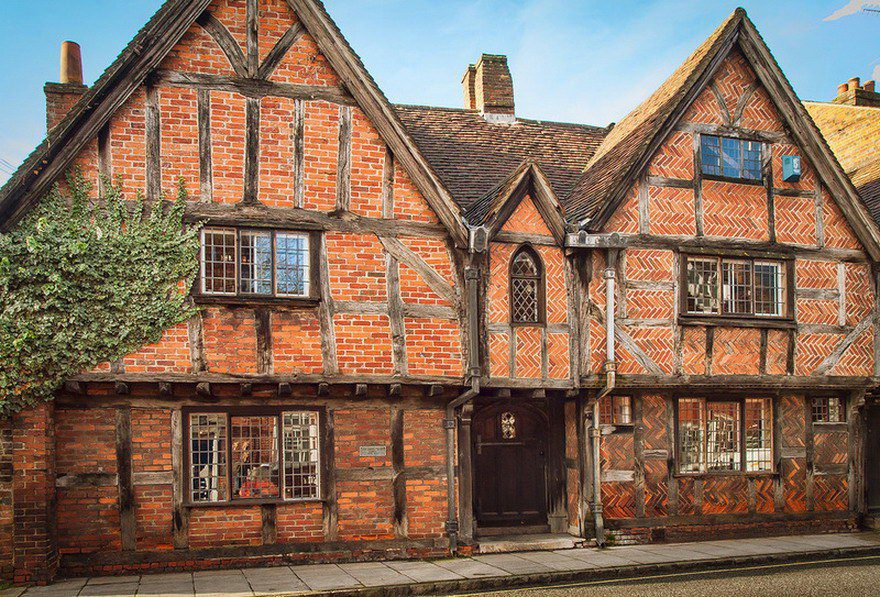 Самые старые дома Англии